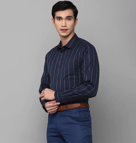 Men Navy Blue Slim Fit Striped Cotton Formal Shirt